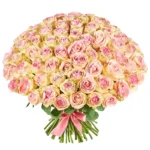 Композиция из 101 светло розовой розы